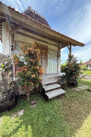 Bali Eco Living Yoga Healing Meditation by ZUZU fotoÄŸrafÄ±