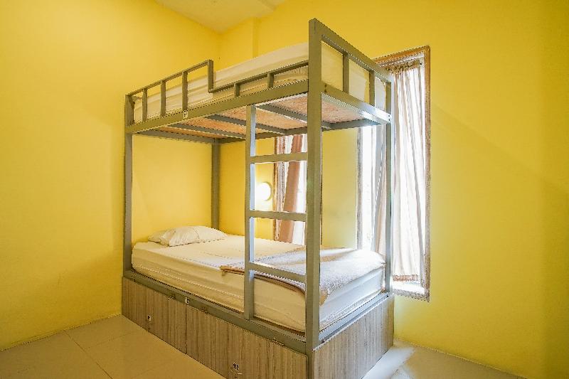 Kememai Hostel by ZUZU - Oda