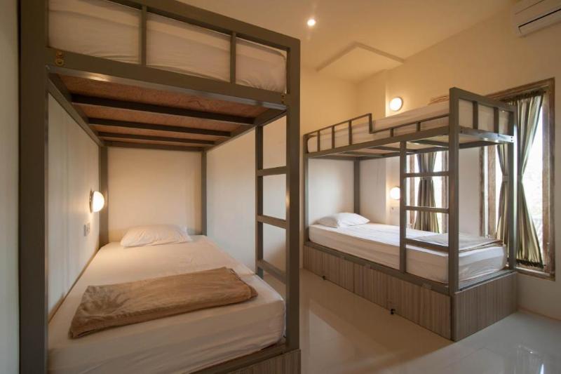 Kememai Hostel by ZUZU - Oda