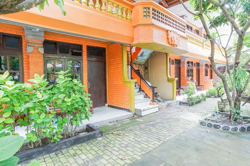 Mahendra Beach Inn by ZUZU - Genel