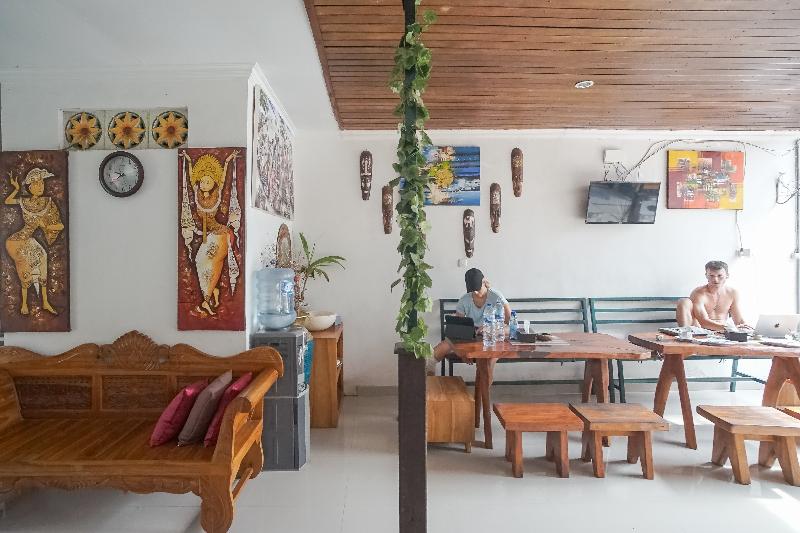 Gedhong Hostel by ZUZU - Genel