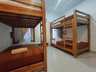 Gedhong Hostel by ZUZU fotoÄŸrafÄ±