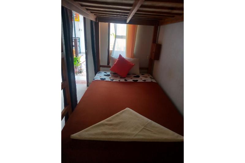 Gedhong Hostel by ZUZU - Oda