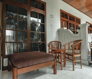 Sekar Arum Riverside Resort in Canggu by ZUZU fotoÄŸrafÄ±