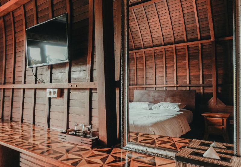 Sekar Arum Riverside Resort in Canggu by ZUZU - Oda