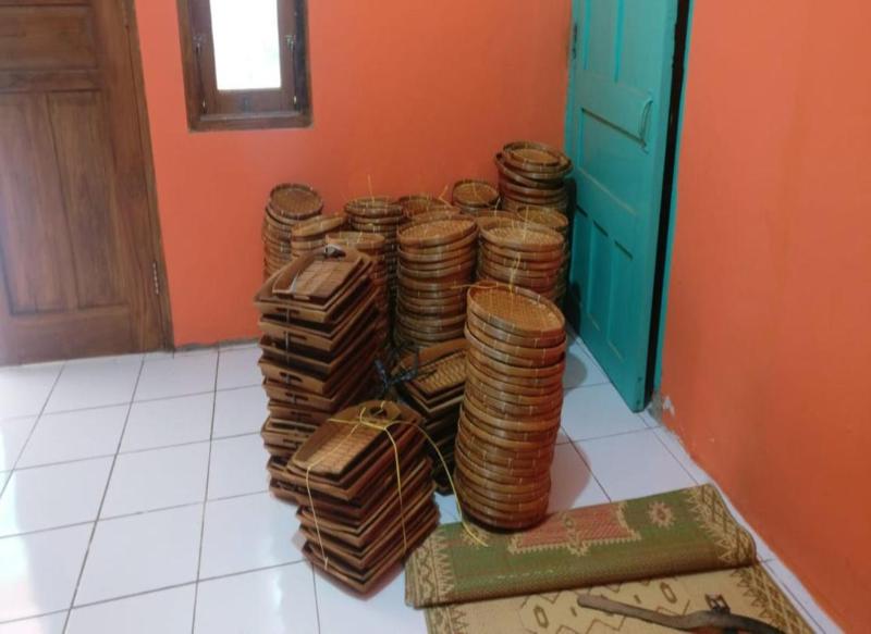 Wahyu Homestay by ZUZU - Lobi