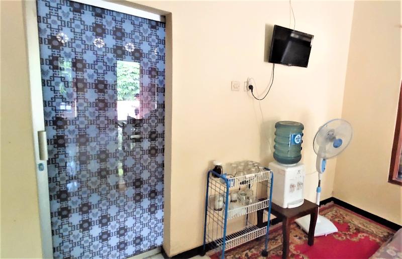 Homestay Pratiwi by ZUZU - Genel