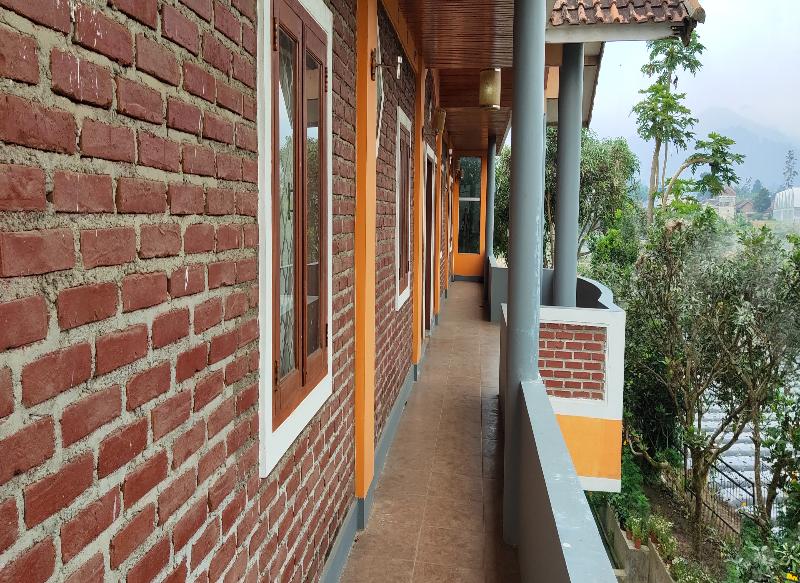 Villa Orange Lembang Pengkolan By Zuzu - Genel