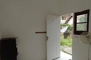Kost 48 Surabaya by ZUZU fotoÄŸrafÄ±