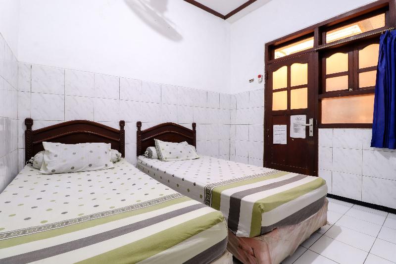 Hotel Gajah Mada Ampel - Oda