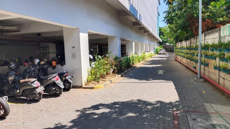 New Apartment Bale Hinggil by Eric by ZUZU - Genel