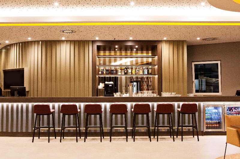 Hampton By Hilton Vienna Messe - Bar