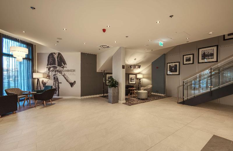 Hampton By Hilton Stuttgart City Centre - Lobi