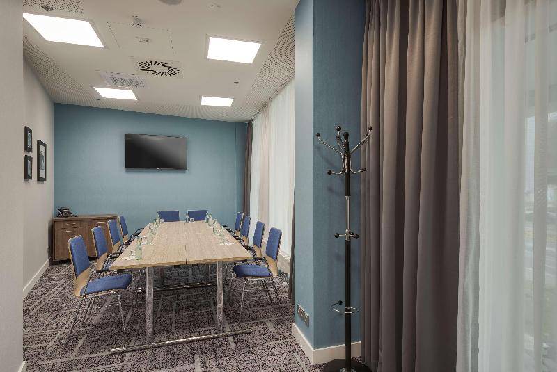 Hampton By Hilton Stuttgart City Centre - Toplantı