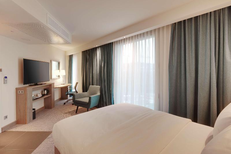 Hampton By Hilton Stuttgart City Centre - Oda