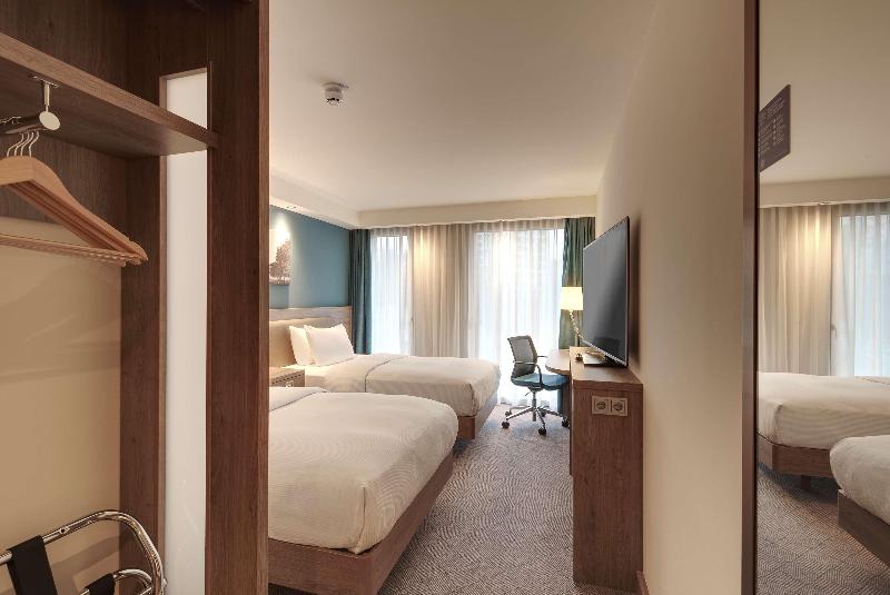 Hampton By Hilton Stuttgart City Centre - Oda