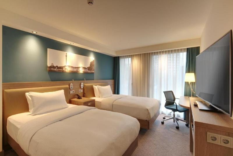 Hampton By Hilton Stuttgart City Centre - Oda