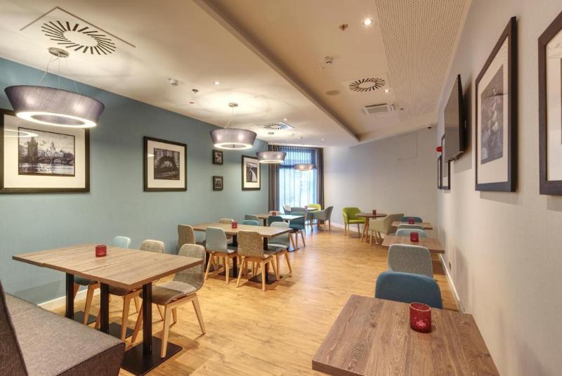 Hampton By Hilton Stuttgart City Centre - Restoran