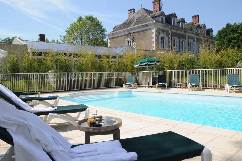 Logis Domaine de Valaudran - Genel