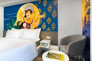 Yello Hotel Kuta Beachwalk Bali fotoÄŸrafÄ±