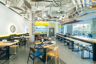 Yello Hotel Kuta Beachwalk Bali fotoÄŸrafÄ±