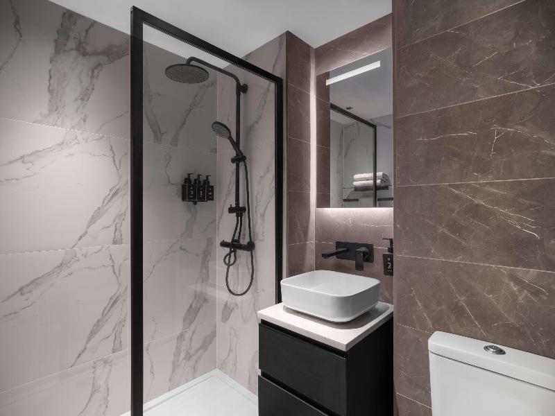 Radisson Red London Gatwick Airport - Oda