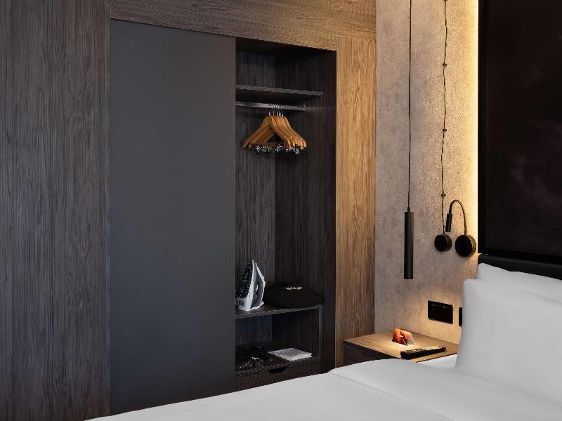 Radisson Red London Gatwick Airport - Oda