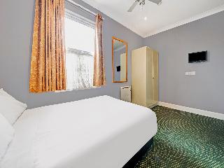 OYO Bostons Manor Hotel fotoÄŸrafÄ±