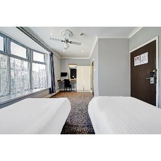 OYO Bostons Manor Hotel fotoÄŸrafÄ±