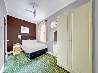 OYO Bostons Manor Hotel fotoÄŸrafÄ±