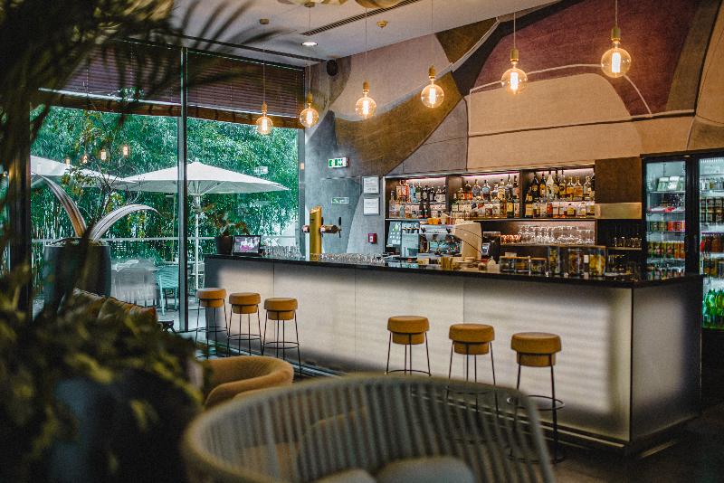 OREA Hotel Angelo Praha - Bar