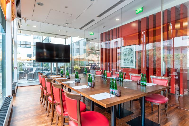 OREA Hotel Angelo Praha - Toplantı