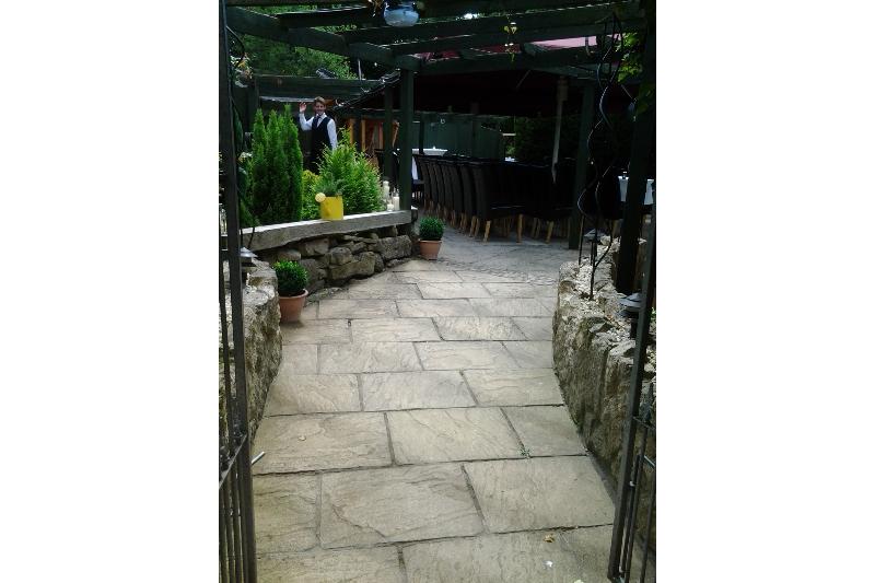 OYO The Leven - Restoran