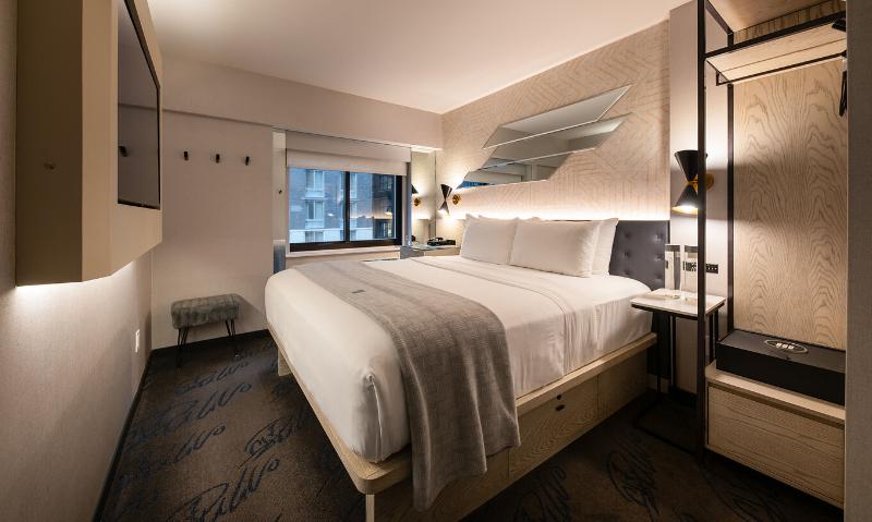 Pestana CR7 Times Square City Center Hotel - Oda