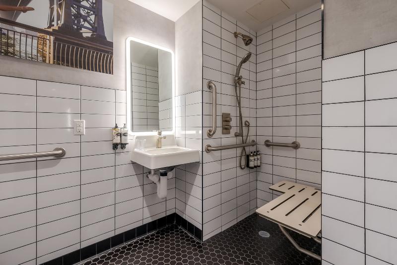 Pestana CR7 Times Square City Center Hotel - Oda
