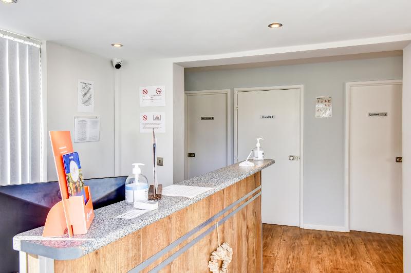 The Hotel Rafiya, Redditch - Lobi