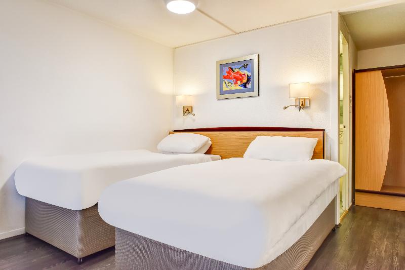 The Hotel Rafiya, Redditch - Oda