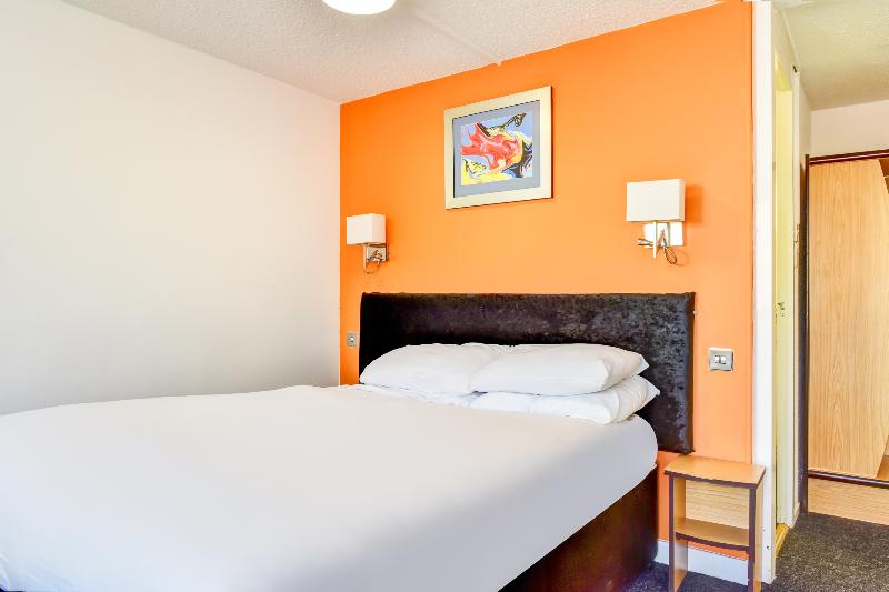 The Hotel Rafiya, Redditch - Oda