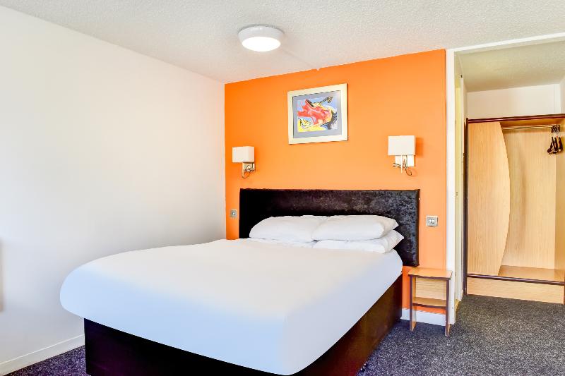 The Hotel Rafiya, Redditch - Oda