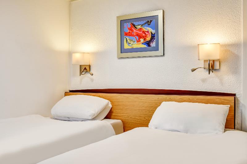 The Hotel Rafiya, Redditch - Oda