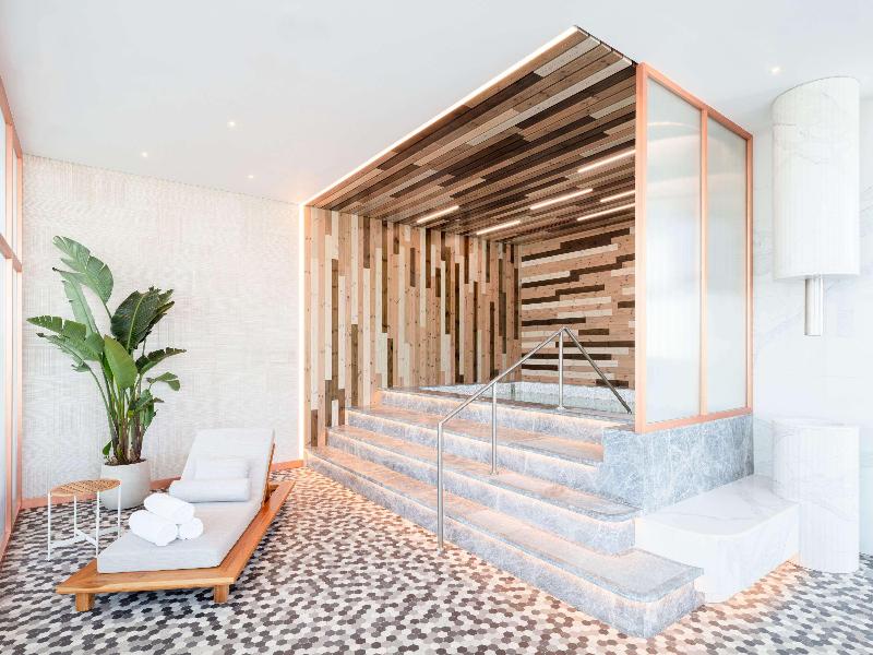 SLS Dubai Hotel & Residences - Aktivite