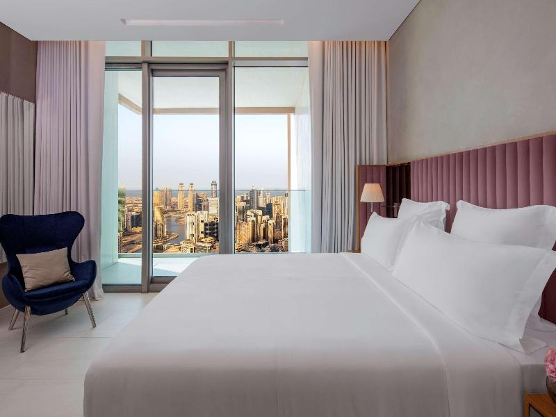 SLS Dubai Hotel & Residences - Oda