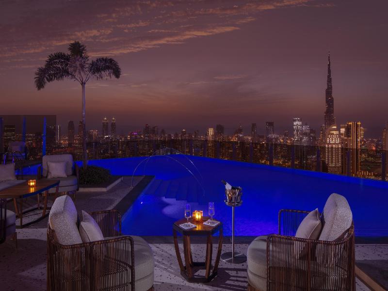 SLS Dubai Hotel & Residences - Havuz