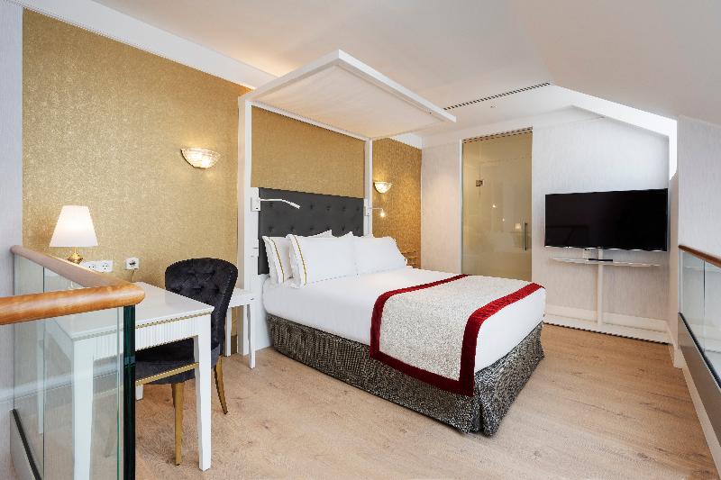 Aurea Ana Palace by Eurostars Hotel Company - Oda