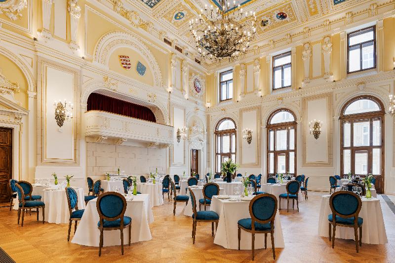 Aurea Ana Palace by Eurostars Hotel Company - Restoran