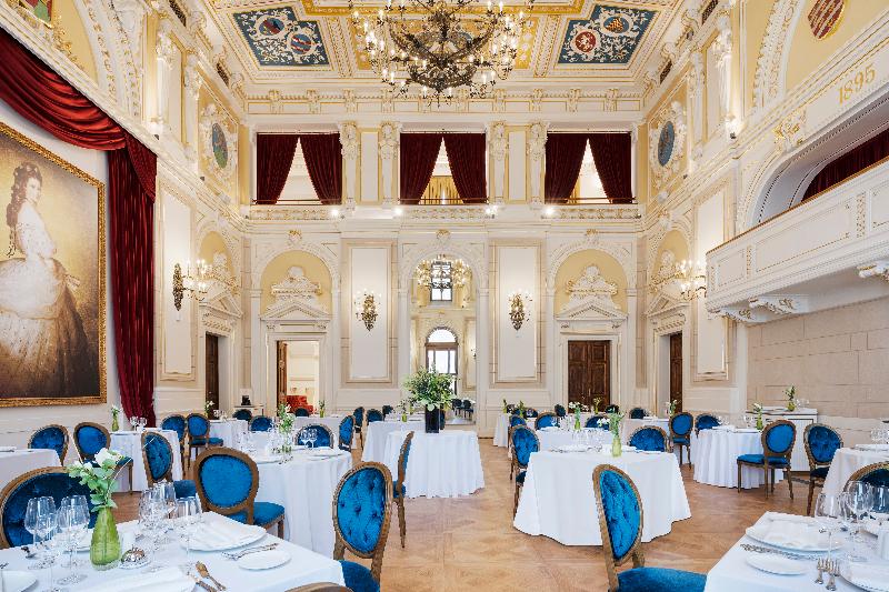 Aurea Ana Palace by Eurostars Hotel Company - Restoran