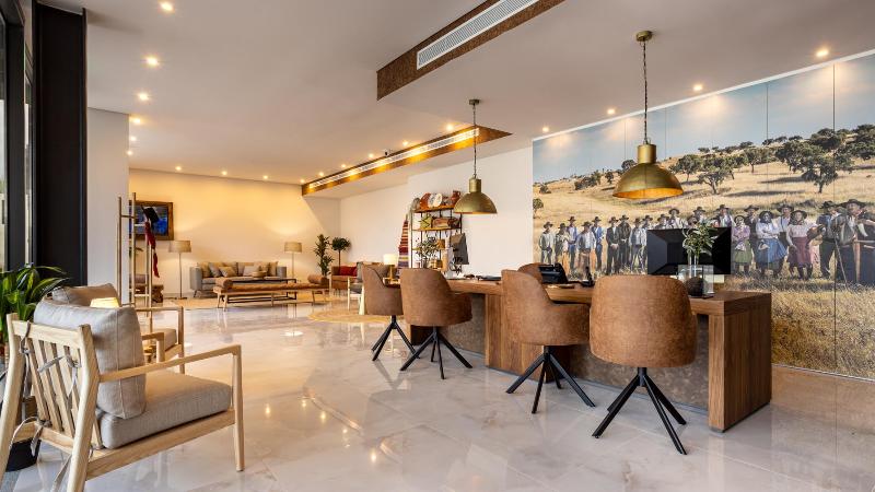 Évora O Cante Hotel - Lobi