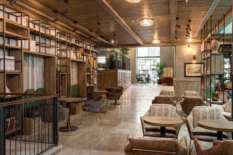 DoubleTree by Hilton Rome Monti - Lobi