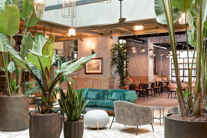 DoubleTree by Hilton Rome Monti - Lobi