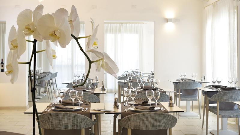 Piccolo Hotel - Adults Only - Restoran